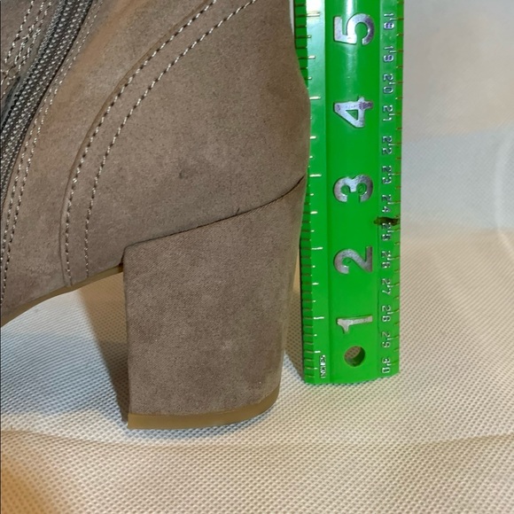 Madden Girl Rightonn Booties Taupe Vegan 7.5 - Picture 6 of 6